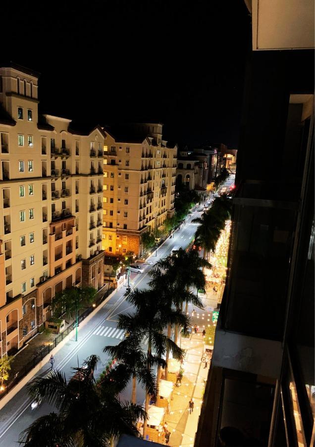Two Palm Tree Villas Condominium - Studio 8Th Fl With Balcony - Across Terminal 3 Airport Pasay Buitenkant foto